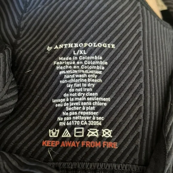 NWOT Anthropologie sports bra - Picture 3 of 3